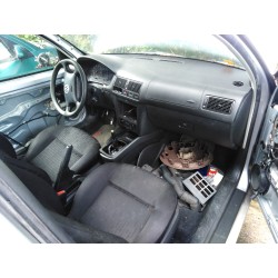 volkswagen golf iv berlina (1j1) del año 2000
