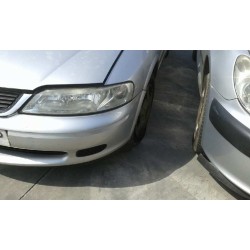 opel vectra b berlina del año 2000