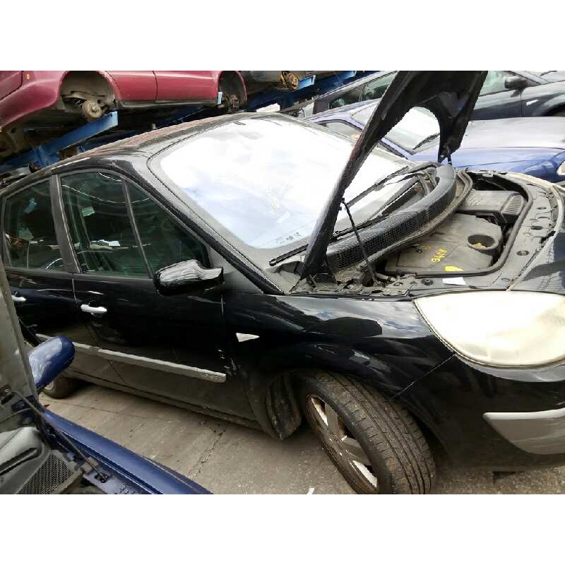 renault scenic ii del año 2004