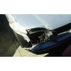 volkswagen bora berlina (1j2) del año 2000