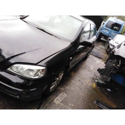 opel astra g berlina del año 2002