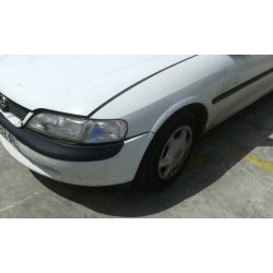 opel vectra b berlina del año 1998