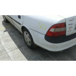 opel vectra b berlina del año 1998