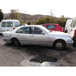 mercedes clase e (w210) berlina diesel del año 2000