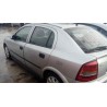 opel astra g berlina del año 2000