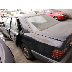 mercedes clase e (w124) berlina del año 1989