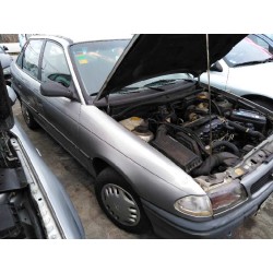 opel astra f berlina del año 1995