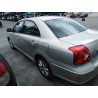 toyota avensis berlina (t25) del año 2003