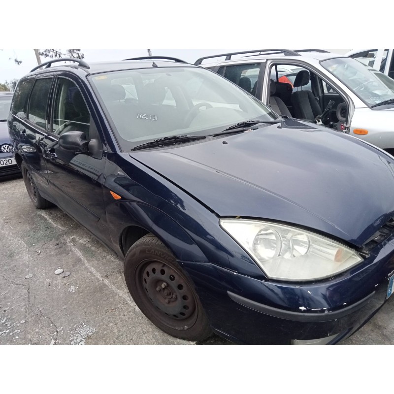 ford focus berlina (cak) del año 2001