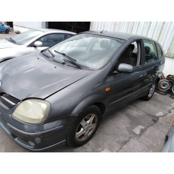 nissan almera tino (v10m) del año 2004