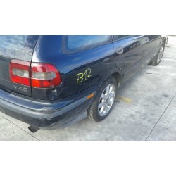 volvo v40 familiar del año 1999