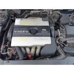 volvo v40 familiar del año 1998