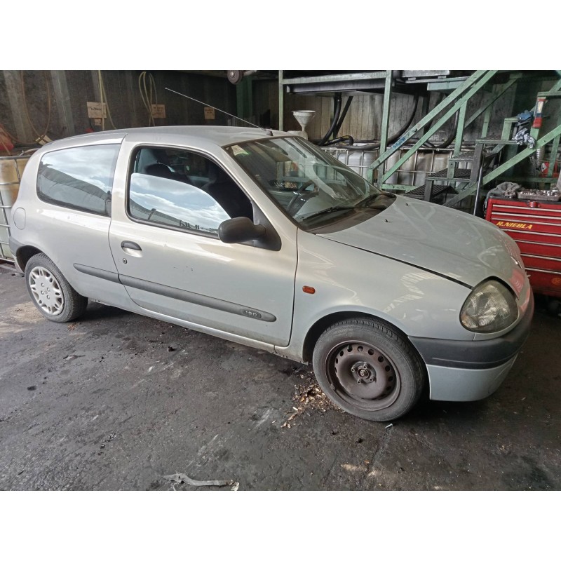 renault clio ii fase i (b/cbo) del año 2000