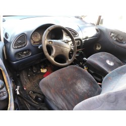 seat alhambra (7v8) del año 1996