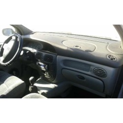 renault scenic (ja..) del año 2005