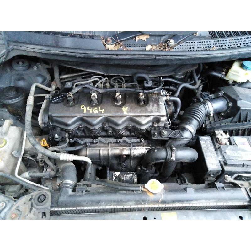 nissan almera tino (v10m) del año 1950