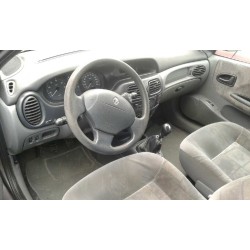 renault megane i fase 2 gandtour (ka..) del año 2001