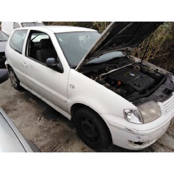 volkswagen polo berlina (6n2) del año 2000