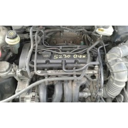 ford focus berlina (cak) del año 2004