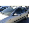 ford focus berlina (cak) del año 2000