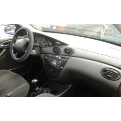 ford focus berlina (cak) del año 2004