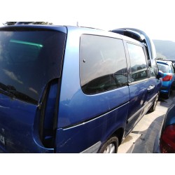 peugeot 807 del año 2004
