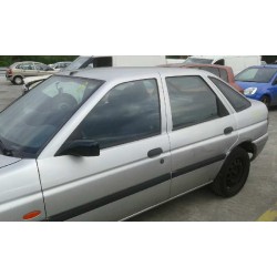 ford escort berlina/turnier del año 1997