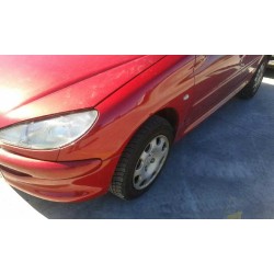 peugeot 206 berlina del año 2000