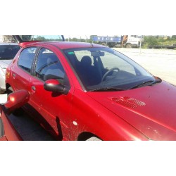 peugeot 206 berlina del año 2000