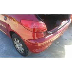 peugeot 206 berlina del año 2000