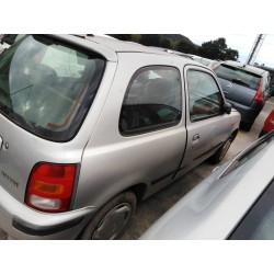 nissan micra (k11) del año 2000
