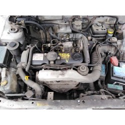 nissan almera (n15) del año 1999