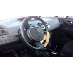 citroen c4 berlina del año 2005
