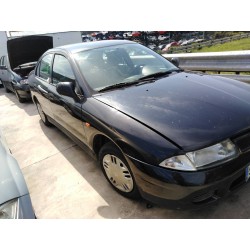 mitsubishi carisma berlina 4 (da0) del año 1996