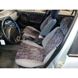 nissan primera berlina (p11) del año 1999