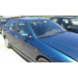nissan primera berlina (p11) del año 2001