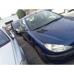 peugeot 206 berlina del año 2000