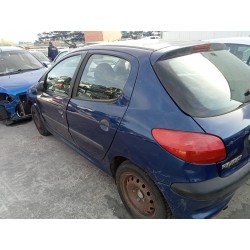 peugeot 206 berlina del año 2000