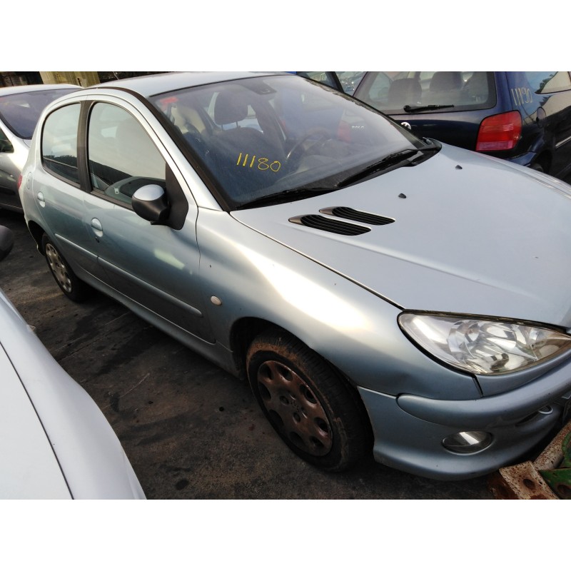 peugeot 206 berlina del año 2004