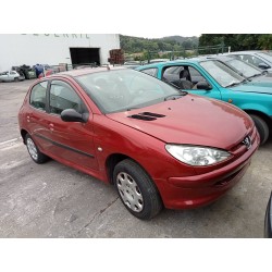 peugeot 206 berlina del año 2004