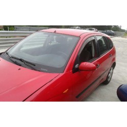 ford focus berlina (cak) del año 2003