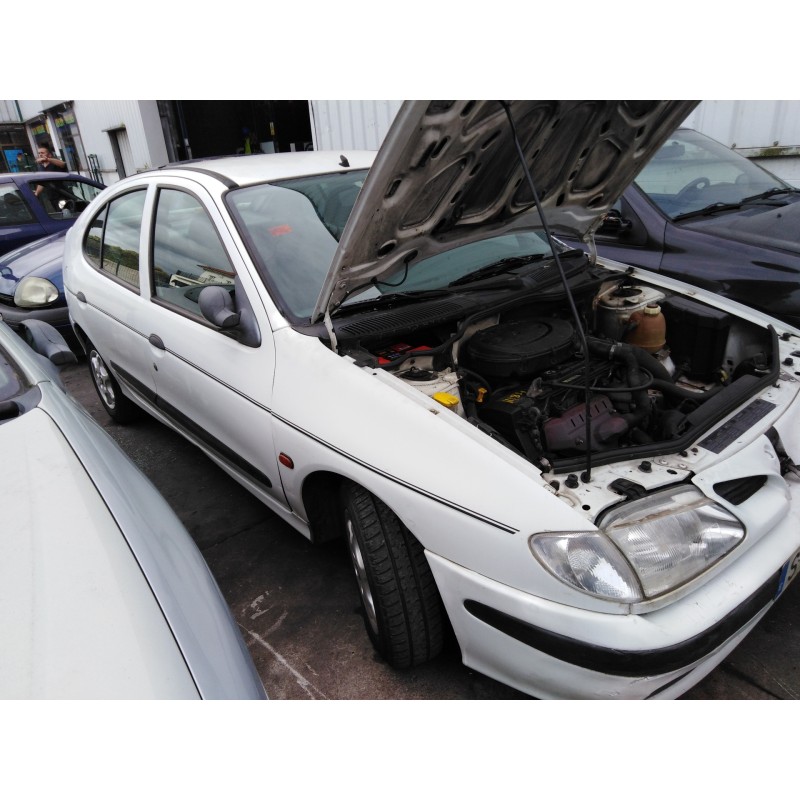 renault megane i berlina hatchback (ba0) del año 1996