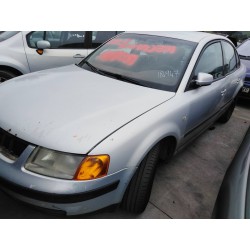volkswagen passat berlina (3b2) del año 1996