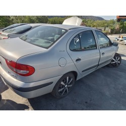 renault megane i fase 2 classic (la..) del año 2002
