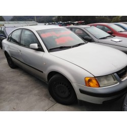 volkswagen passat berlina (3b2) del año 1996
