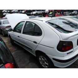 renault megane i berlina hatchback (ba0) del año 1996