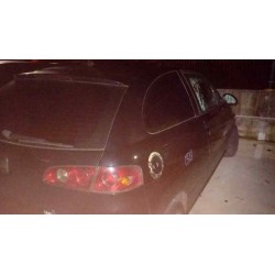 seat ibiza (6l1) del año 2002