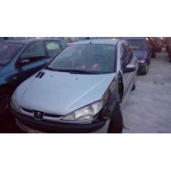 peugeot 206 berlina del año 1999