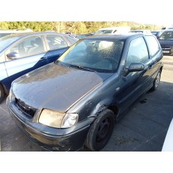 volkswagen polo berlina (6n2) del año 2000