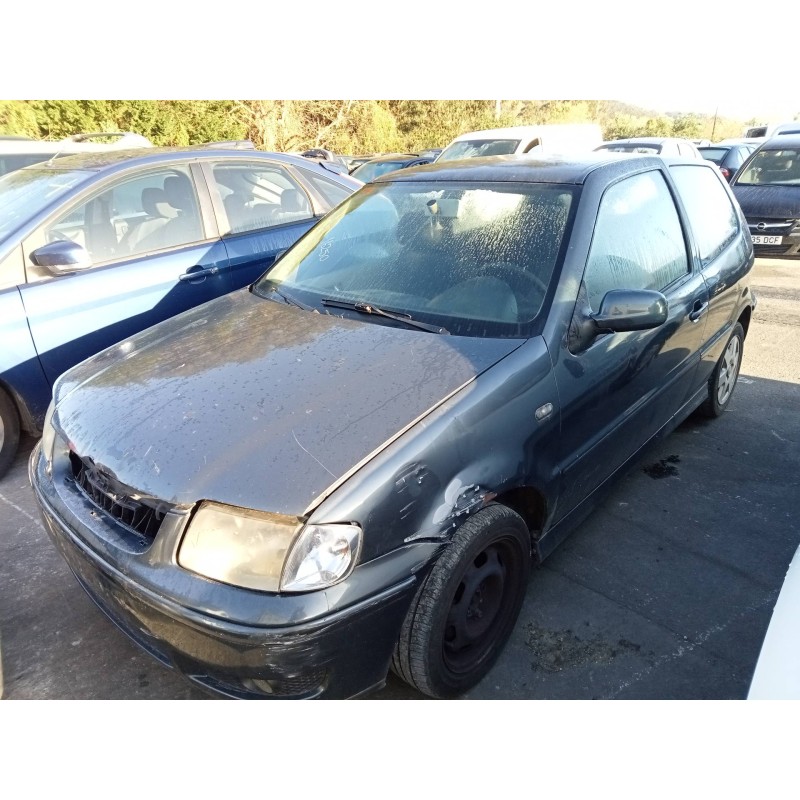 volkswagen polo berlina (6n2) del año 2000